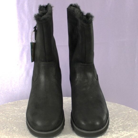 Skechers Women’s Warm Tech Memory Foam Faux Fur Zip Boots – Black - Picture 3 of 9